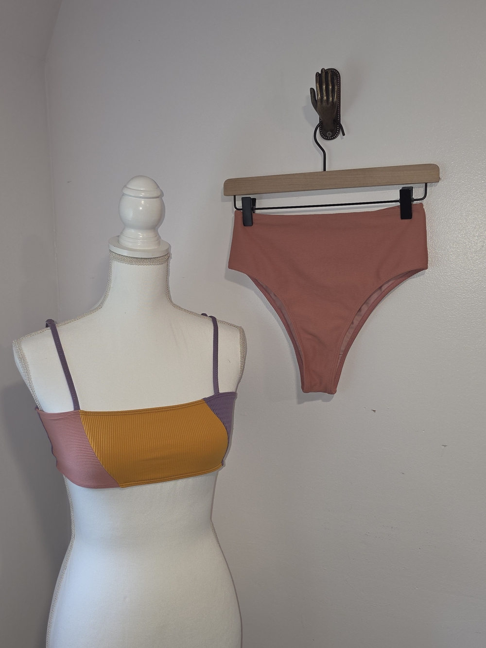 Ellejay Revolve Lauren Colorblock High-Waist Bikini Set Top Small/Bottoms M